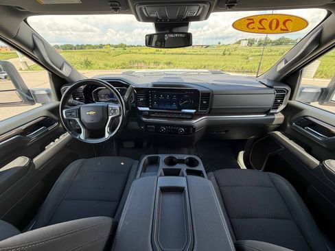 Used 2025 Chevrolet Silverado 3500 LT w/ All Star Edition AWD/4WD image 27