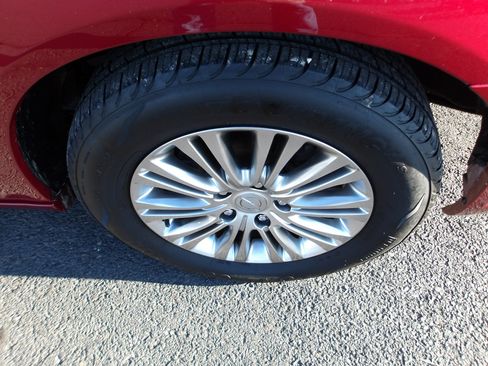 Used 2013 Chrysler Town & Country Touring-L w/ Entertainment Group #2 image 27