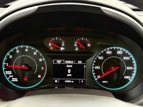 Used 2025 Chevrolet Malibu LT FWD image 15