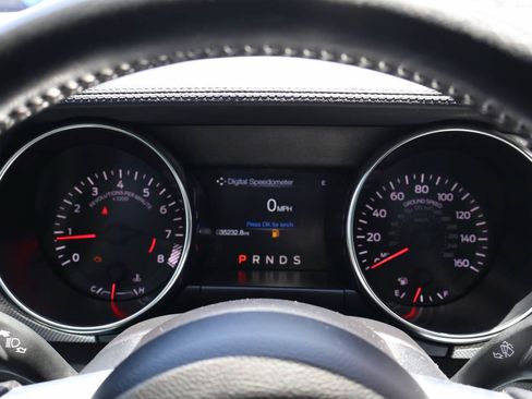 Used 2019 Ford Mustang GT RWD image 11