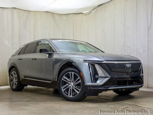 Certified 2024 Cadillac Lyriq Luxury image 1