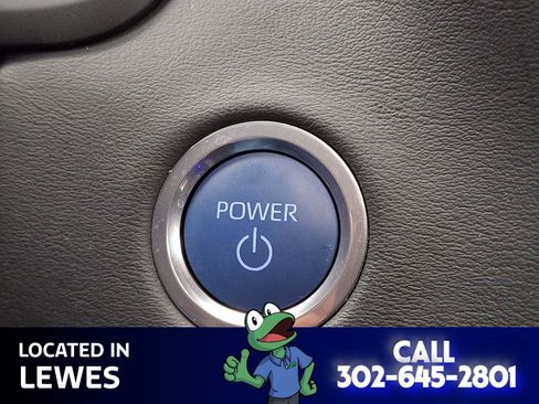 Used 2024 Toyota Sequoia Platinum image 24