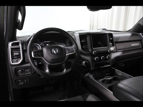 Used 2019 RAM 1500 Big Horn AWD/4WD image 6