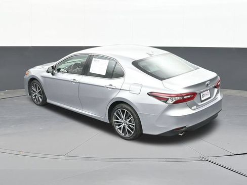 Used 2024 Toyota Camry XLE FWD image 62