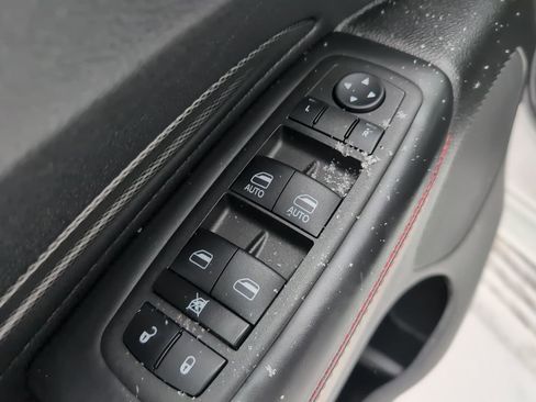 Used 2024 Dodge Durango GT image 27