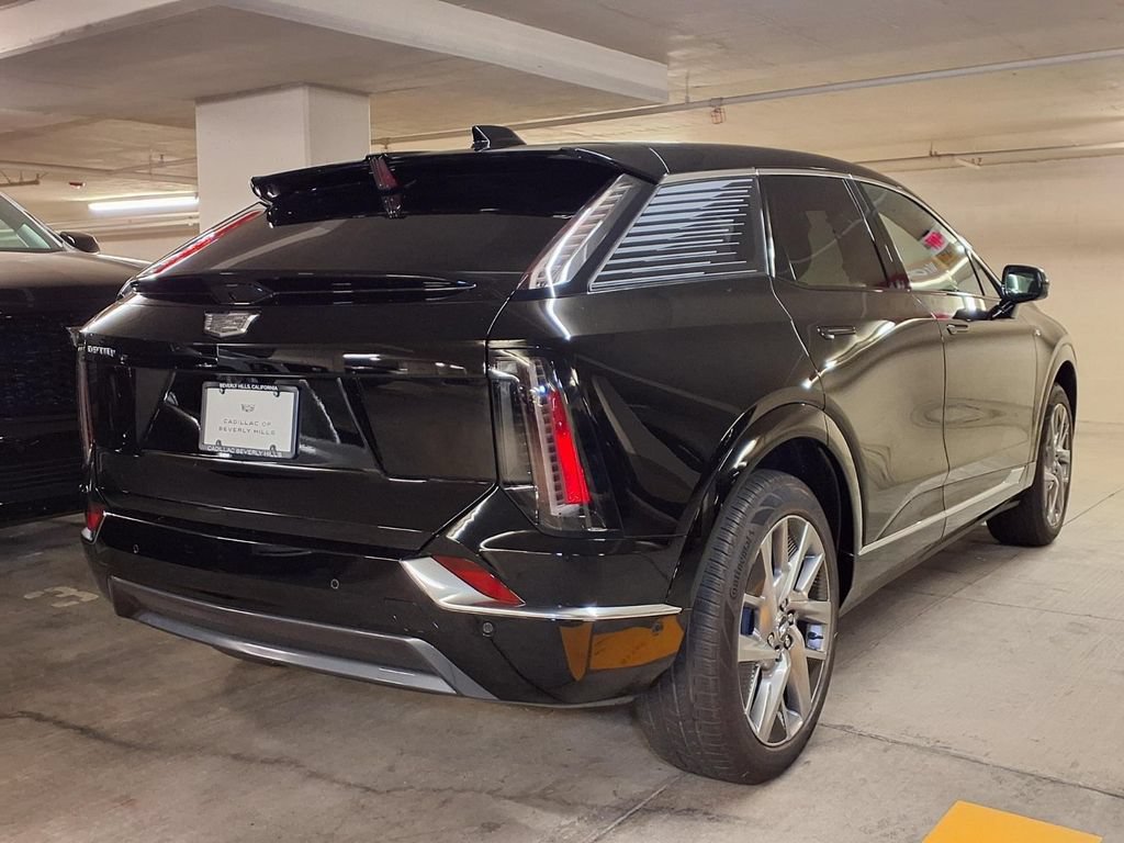 New 2027 Cadillac Optiq Sport RWD image 8