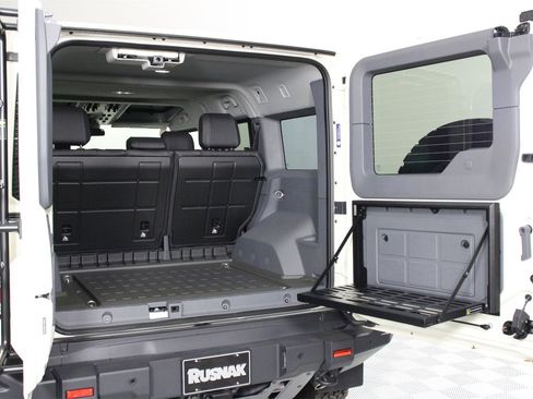 New 2025 INEOS Grenadier Fieldmaster Edition image 21