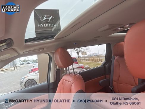 Used 2024 Kia Carnival SX Prestige image 6