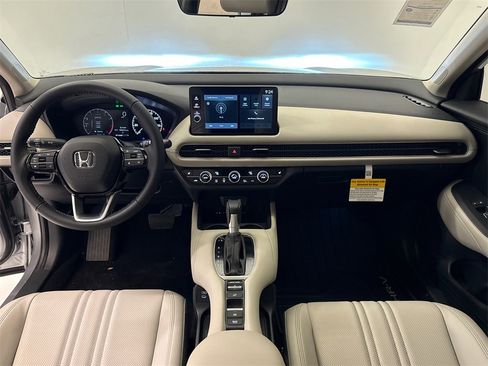 New 2026 Honda HR-V EX-L image 14