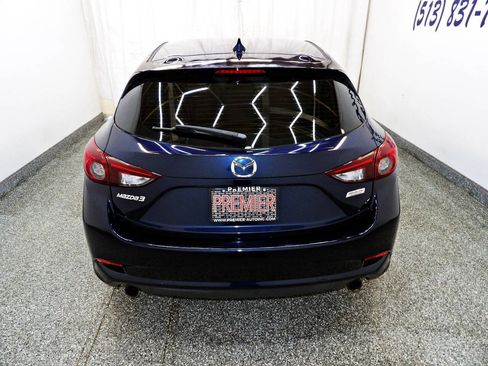 Used 2018 MAZDA MAZDA3 Touring FWD image 5