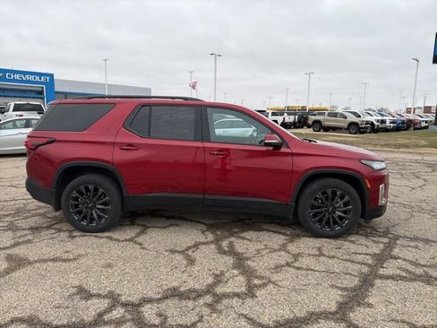 Used 2023 Chevrolet Traverse RS w/ LPO, Floor Liner Package image 6