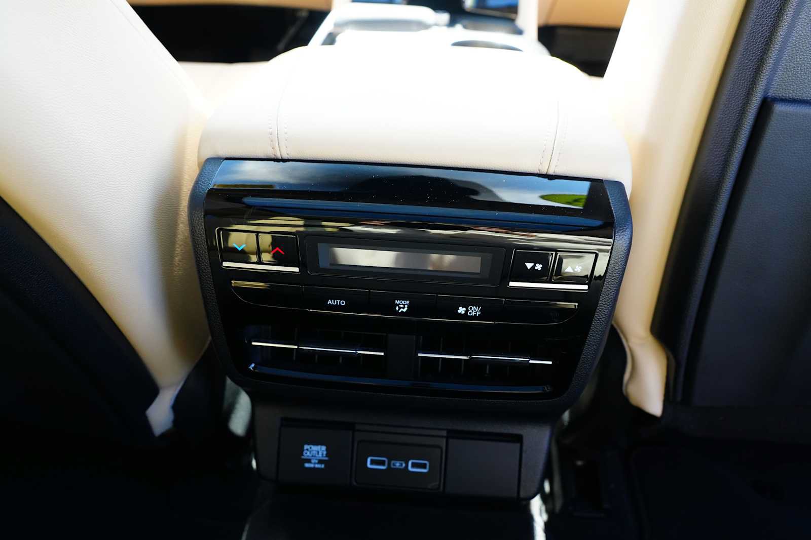 Used 2023 Acura MDX SH-AWD image 33