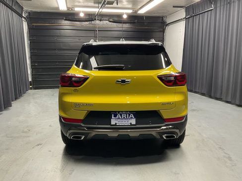 Used 2025 Chevrolet TrailBlazer ACTIV w/ Convenience Package image 3