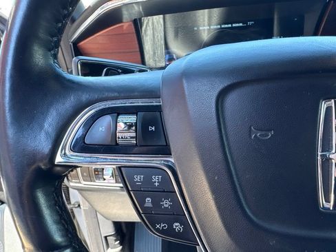 Used 2023 Lincoln Navigator Reserve AWD/4WD image 36