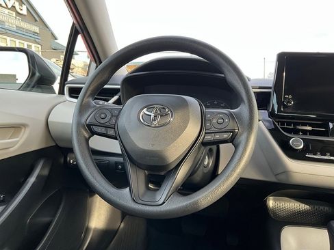 Used 2024 Toyota Corolla LE image 20