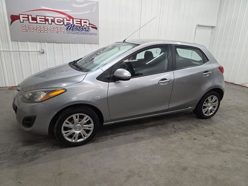 Used 2014 MAZDA MAZDA2 Sport image 7
