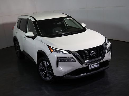 Used 2023 Nissan Rogue SV AWD/4WD image 7