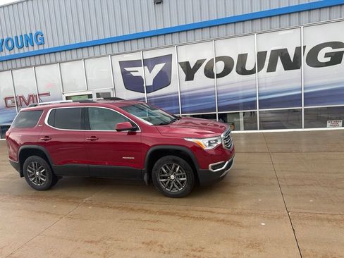 Used 2019 GMC Acadia SLT AWD/4WD image 3