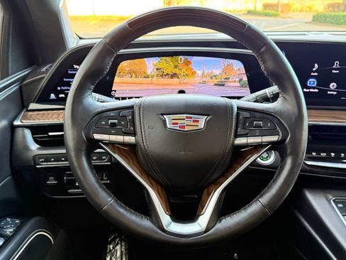 Used 2024 Cadillac Escalade ESV Sport Platinum w/ LPO, ONYX Package image 10