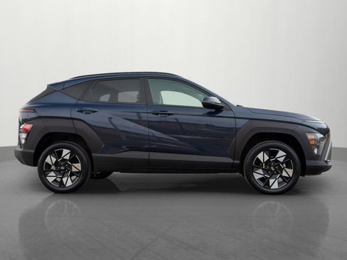 Used 2024 Hyundai Kona SEL image 8