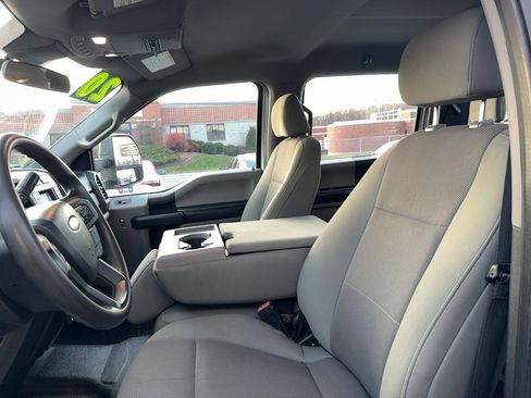 Used 2020 Ford F350 XL w/ Power Equipment Group image 16