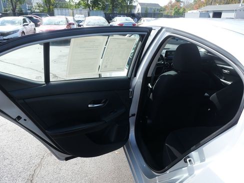 Used 2022 Nissan Sentra SV image 26