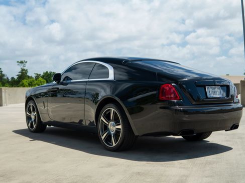 Used 2016 Rolls-Royce Wraith RWD image 6