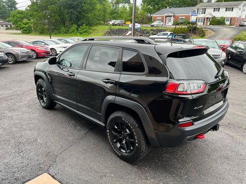 Used 2019 Jeep Cherokee Trailhawk w/ Trailer Tow Group AWD/4WD image 10