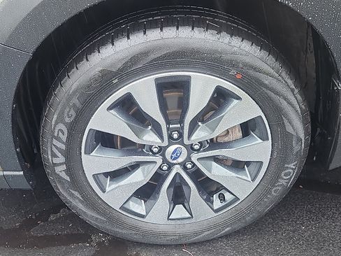 Certified 2024 Subaru Outback Limited AWD/4WD image 4