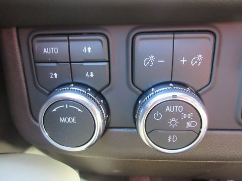 New 2026 GMC Yukon Elevation w/ Elevation Premium Package image 15