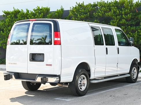 Used 2024 GMC Savana 2500 Work Van w/ Driver Convenience Package image 4