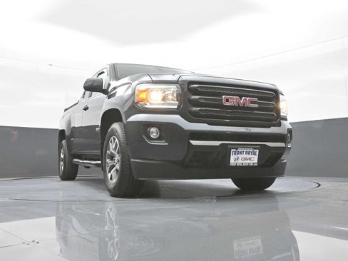 Used 2018 GMC Canyon All Terrain w/ Trailering Package AWD/4WD image 40
