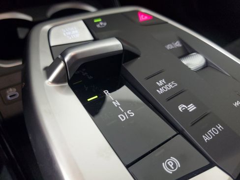 New 2025 BMW X2 xDrive28i w/ Technology Package image 21