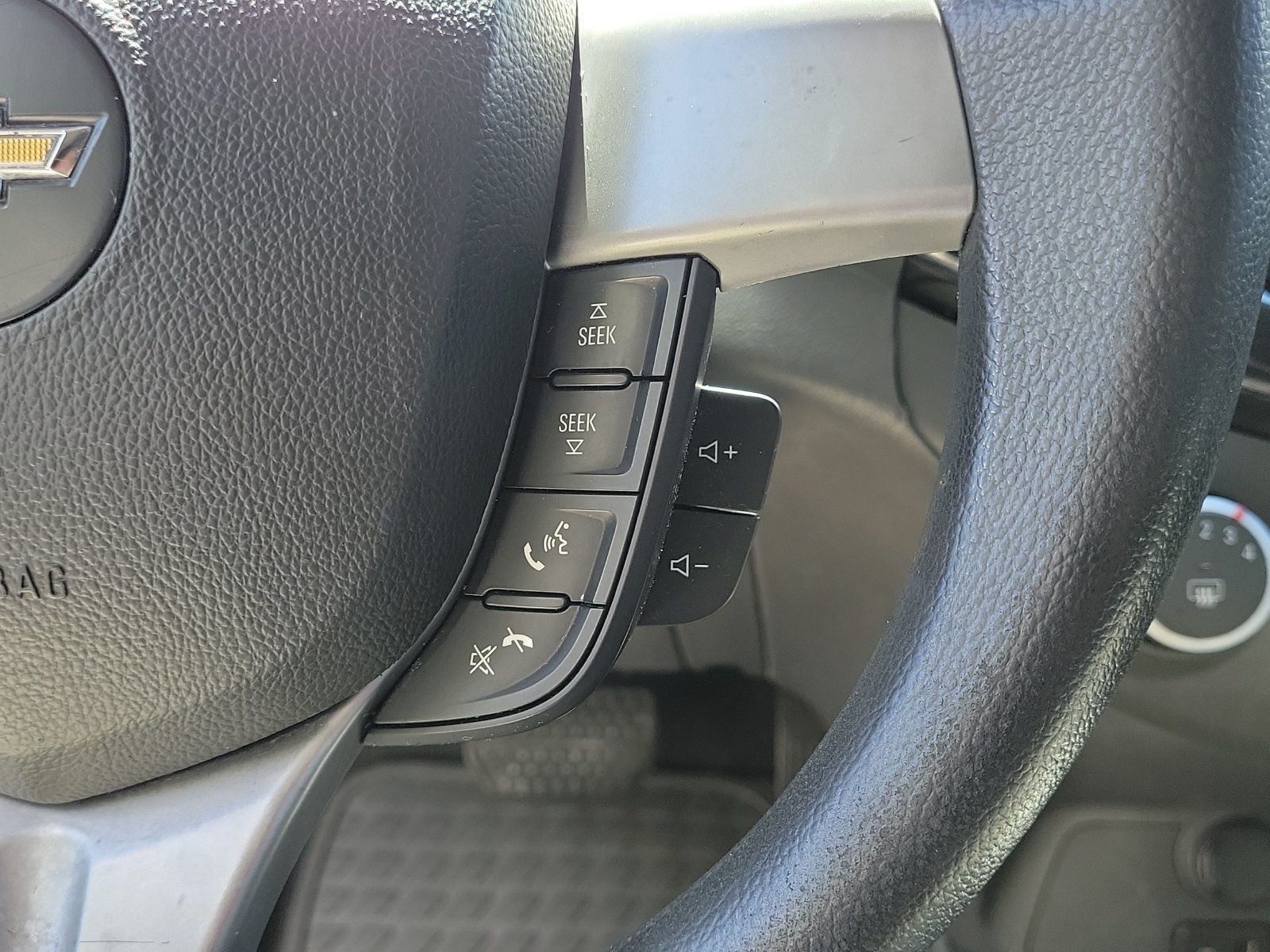 Used 2013 Chevrolet Spark LT FWD image 22