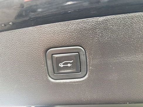 Used 2022 Chevrolet Blazer RS w/ Enhanced Convenience Package image 37