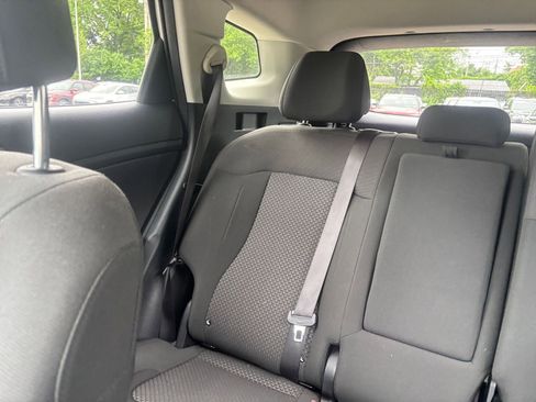 Used 2025 Kia Sportage LX FWD image 37
