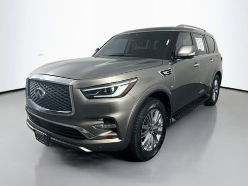 Used 2018 INFINITI QX80 2WD w/ Driver Assistance Package image 3