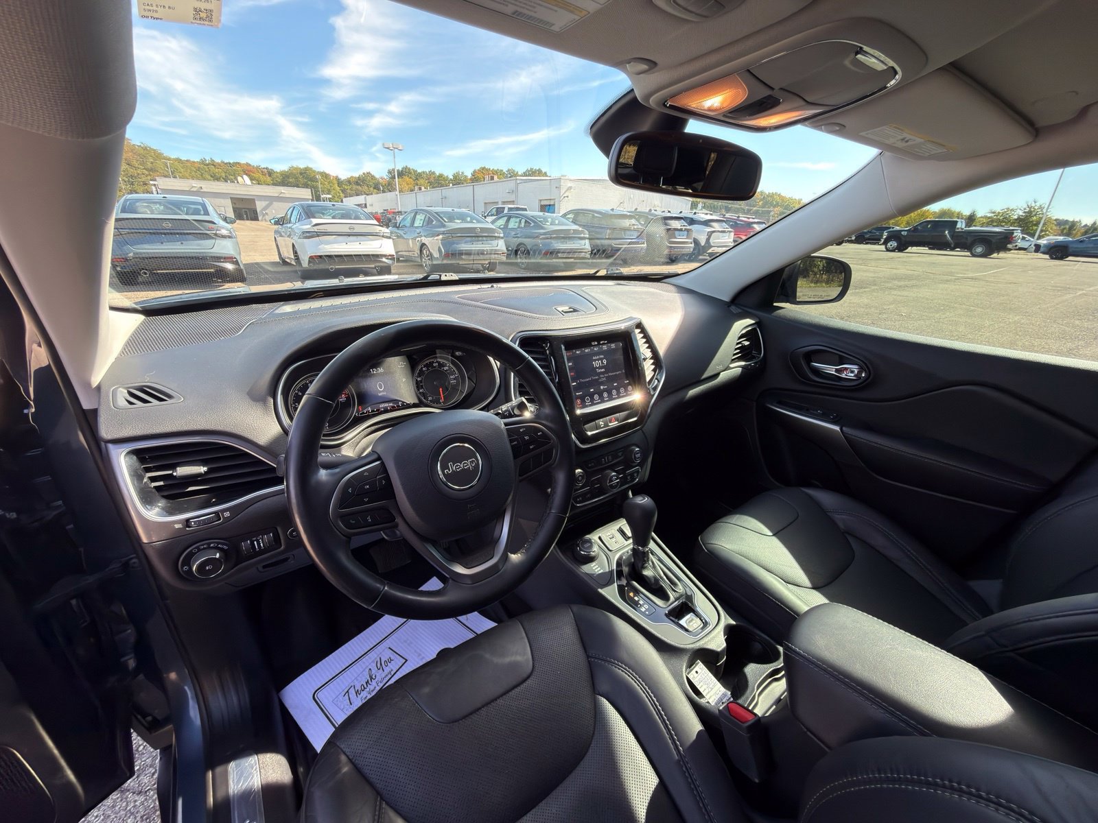 Used 2020 Jeep Cherokee Limited AWD/4WD image 2
