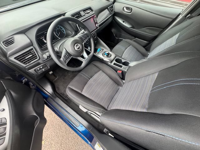 Used 2023 Nissan Leaf S FWD image 11