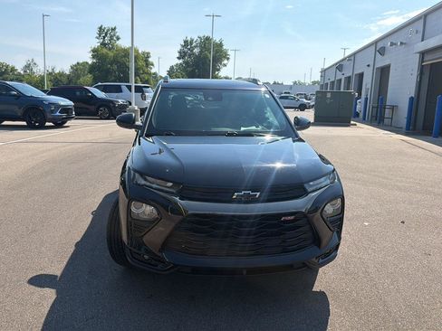 Used 2022 Chevrolet TrailBlazer RS w/ Sun and Liftgate Package AWD/4WD image 9
