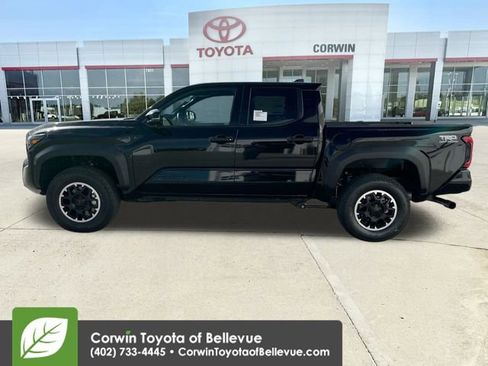 New 2025 Toyota Tacoma TRD Off-Road image 5