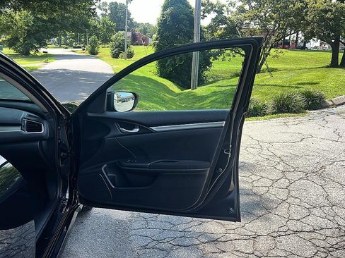 Used 2017 Honda Civic LX image 27