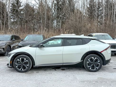 Used 2022 Kia EV6 Wind image 8