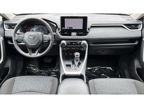 Certified 2025 Toyota RAV4 XLE FWD image 35