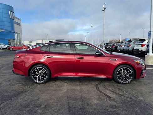 Used 2020 Kia Optima SE image 10