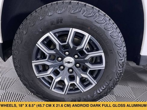 Certified 2023 Chevrolet Colorado Z71 w/ Z71 Convenience Package 2 AWD/4WD image 14