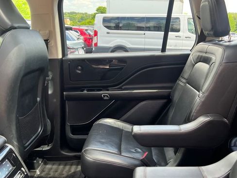 Used 2023 Lincoln Aviator Reserve w/ Elements Package Plus AWD/4WD image 21