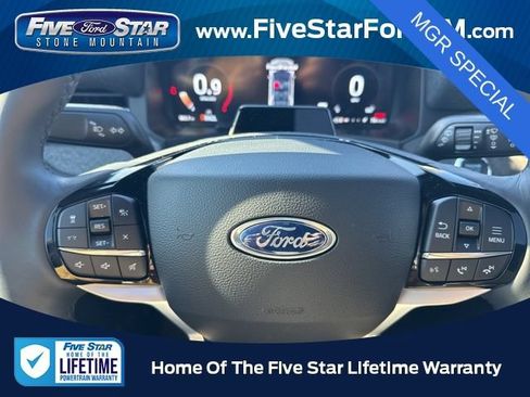New 2026 Ford Explorer Platinum RWD image 34