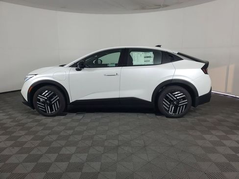 New 2026 Nissan Leaf SV+ w/ Floor Mat Package (SV+) image 7