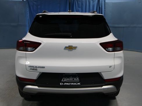 Used 2024 Chevrolet TrailBlazer LT w/ LT Cold Weather Package FWD image 27